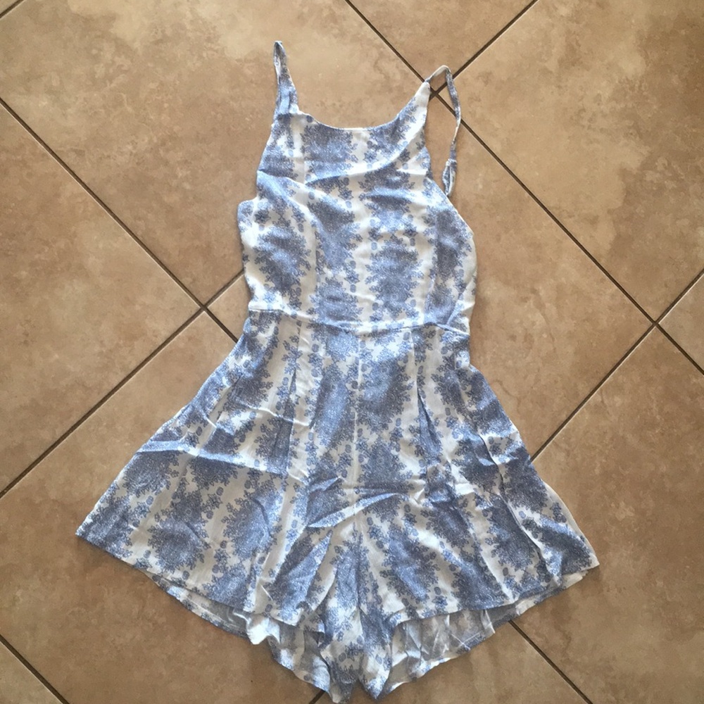 Backless romper